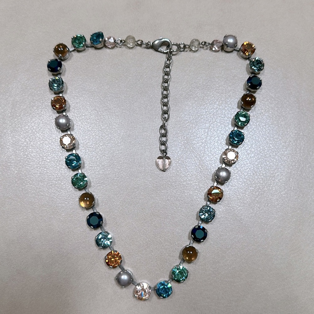 Sabika Fun Choker